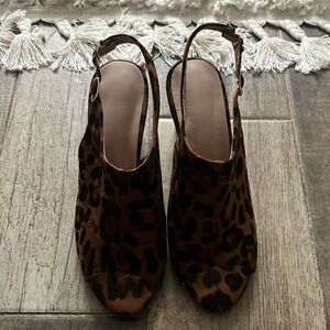 Open toe chunky heel faux leopard suede shoe